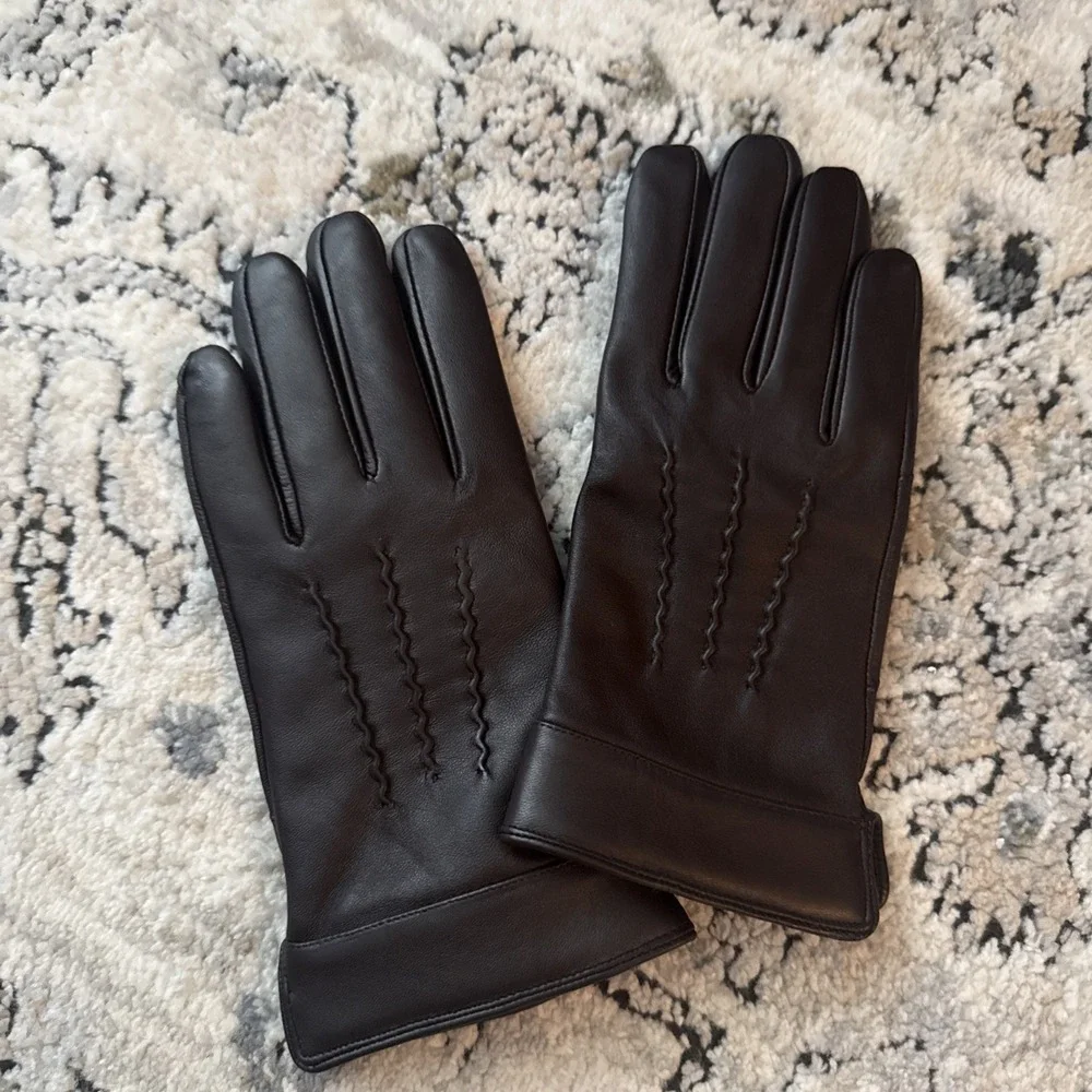 N/A driving gloves
